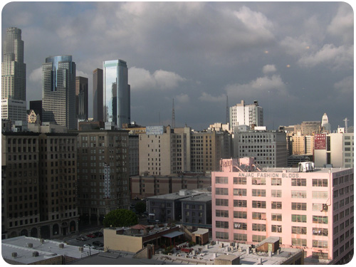 los angeles fashion district skyline