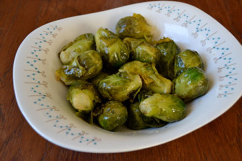 garlicky balsamic brussels sprouts